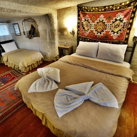 Cave Seasons Deluxe 2* غوريمِيه