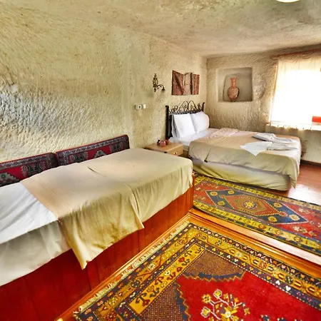 Cave Seasons Deluxe 2*