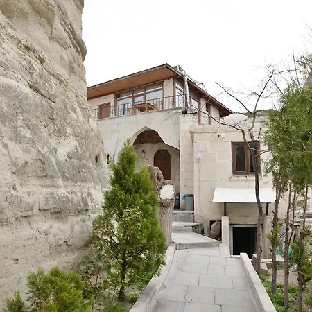 Cave Seasons Deluxe Bed & Breakfast