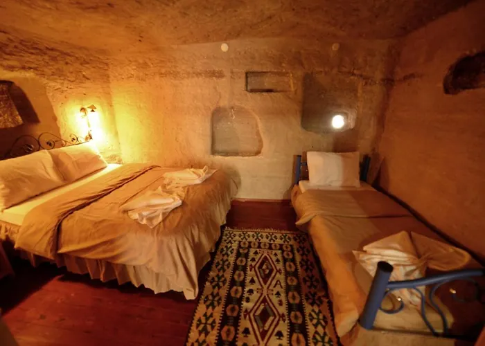 Cave Seasons Deluxe 2*