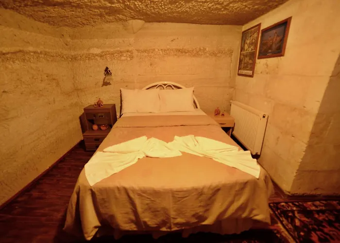 Cave Seasons Deluxe Göreme