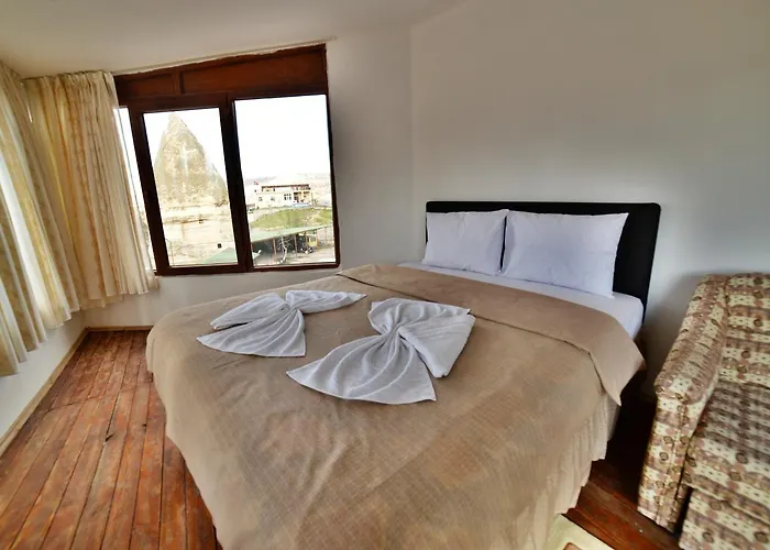 Cave Seasons Deluxe 2* Göreme