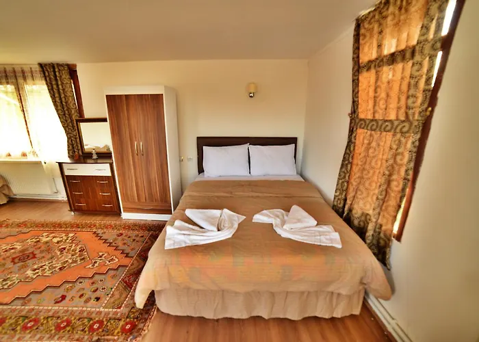 Cave Seasons Deluxe Bed & Breakfast Göreme