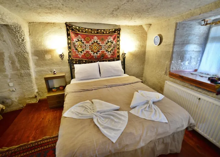 Cave Seasons Deluxe Göreme