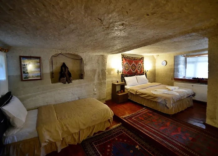 Cave Seasons Deluxe Bed & Breakfast