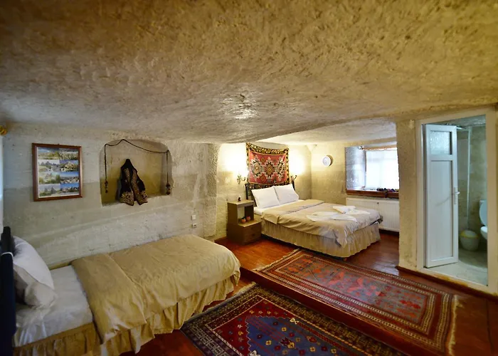 Cave Seasons Deluxe 2* Göreme