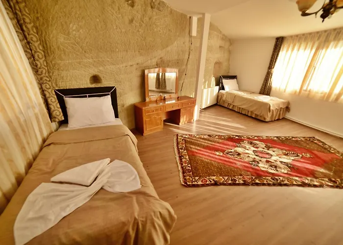 Cave Seasons Deluxe 2* Göreme