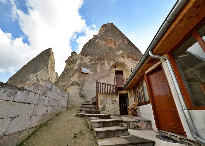 Cave Seasons Deluxe Göreme