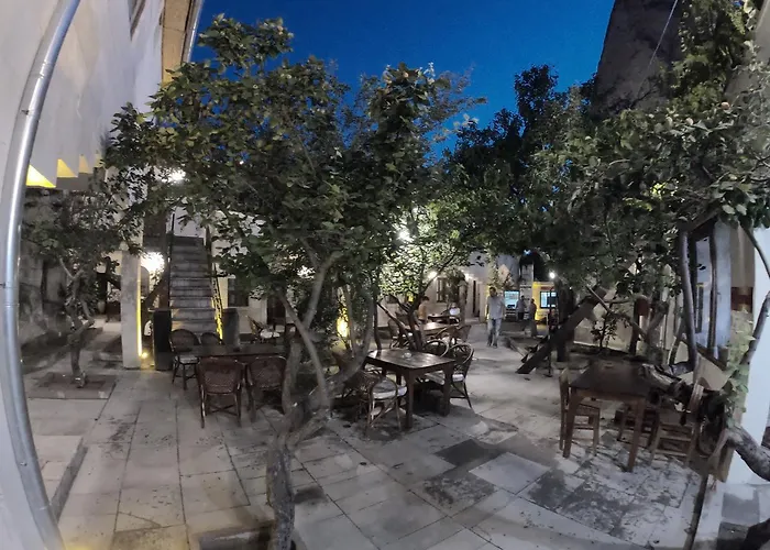 Cave Seasons Deluxe 2* Göreme